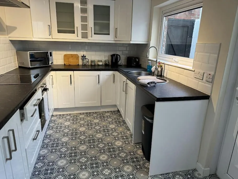 بيت للعطل Central And Spacious 2 Bedroom House With Free Private Parking بلفاست المملكة المتحدة